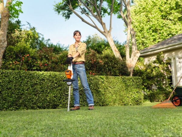 HSA 50 Battery Hedge Trimmer (AK Battery System) - Image 5