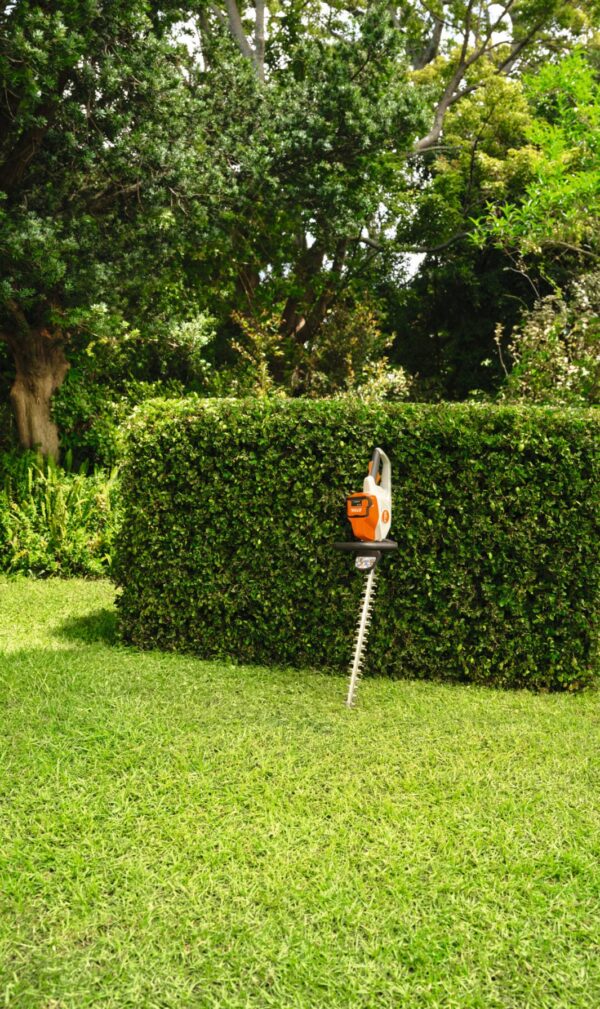 HSA 50 Battery Hedge Trimmer (AK Battery System) - Image 8