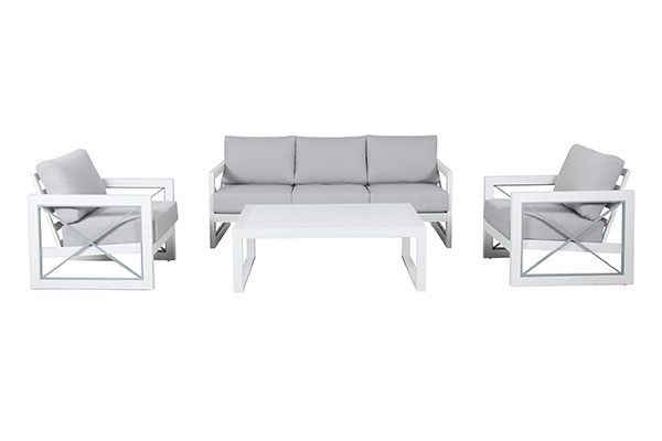 Ellis Outdoor Living