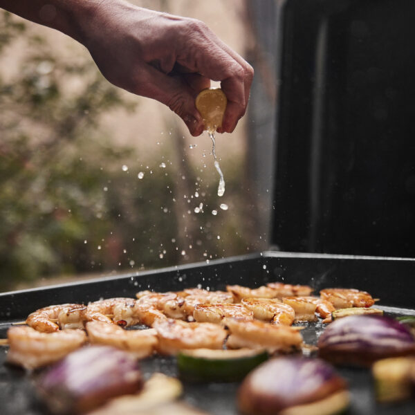 Weber® Slate™ Tabletop Griddle (17") LPG - Image 8