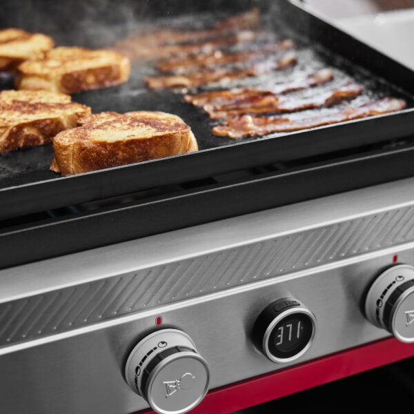 Weber® Slate™ 3 Burner Premium Griddle (30") LPG - Image 4