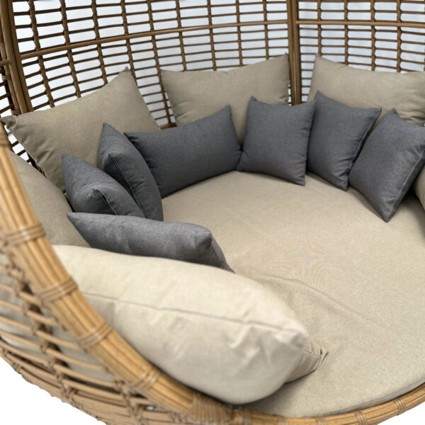 Cocoon Cane Wicker Daybed - Image 3