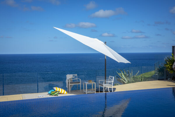 Regis 300cm Square Cantilever Umbrella - Charcoal Ridge - Image 4