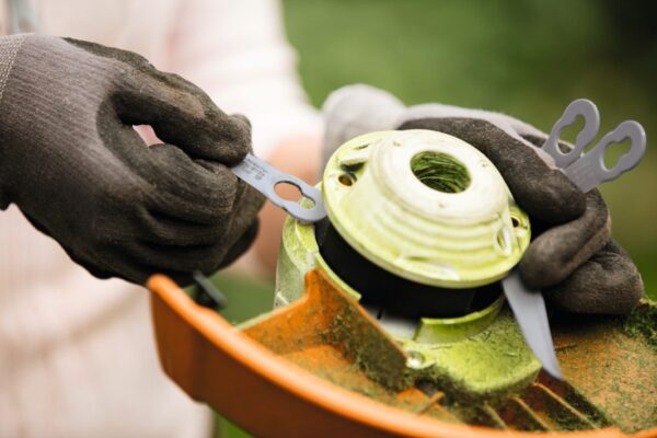 FSA 30 Battery Grass Trimmer - Image 4