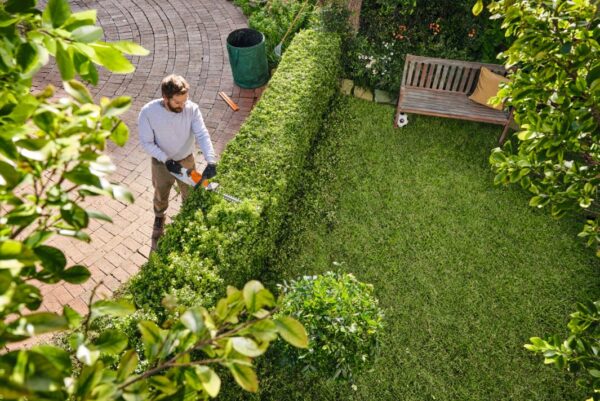 HSA 30 Battery Hedge Trimmer AS System - Image 2