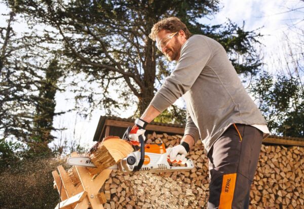 MSA 70 Battery Chainsaw (AK Battery System) - Image 4